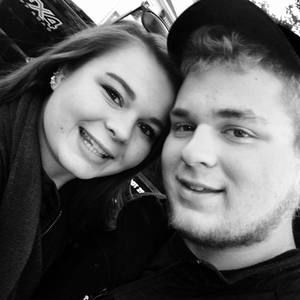 Meet your Posher, Whitney